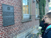 Schülerinnen und Schüler gedenken der jüdischen Mitbürger 